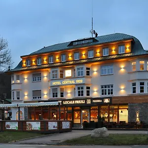 1920 Hotel